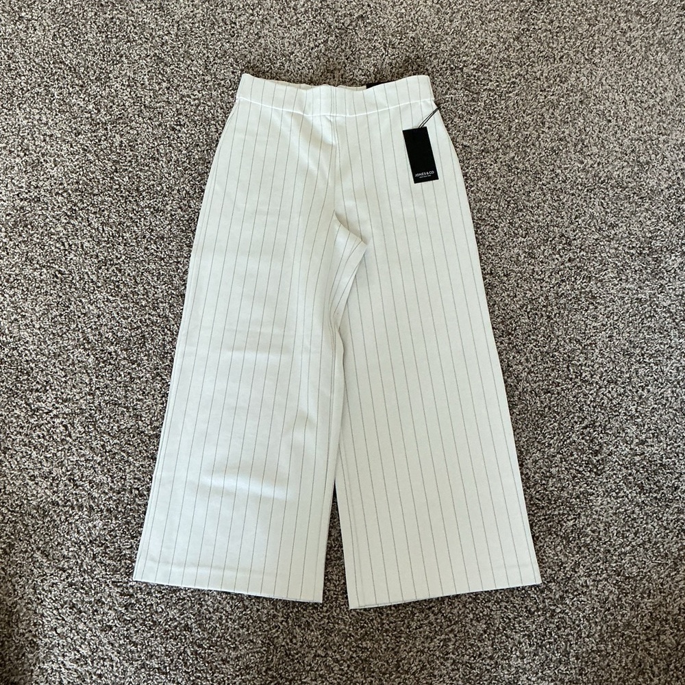 Jones New York White Pinstripe Pants